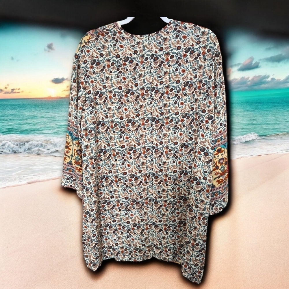 Colorful Patterned Kimono - Picture 2 of 5